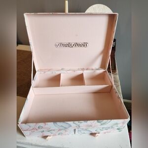 Anais Anais Floral Jewelry Box